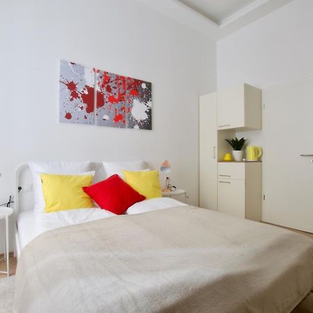 St King 11 By Hi5 Apartments Budapest Esterno foto