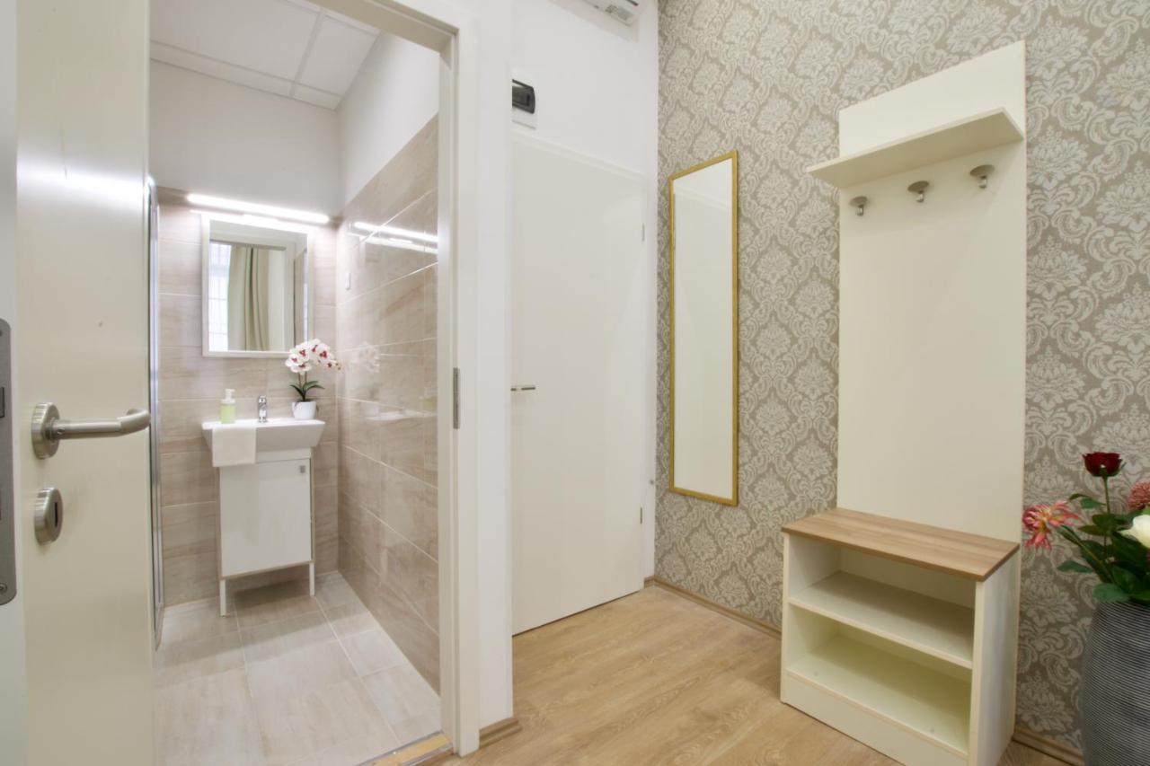 St King 11 By Hi5 Apartments Budapest Esterno foto