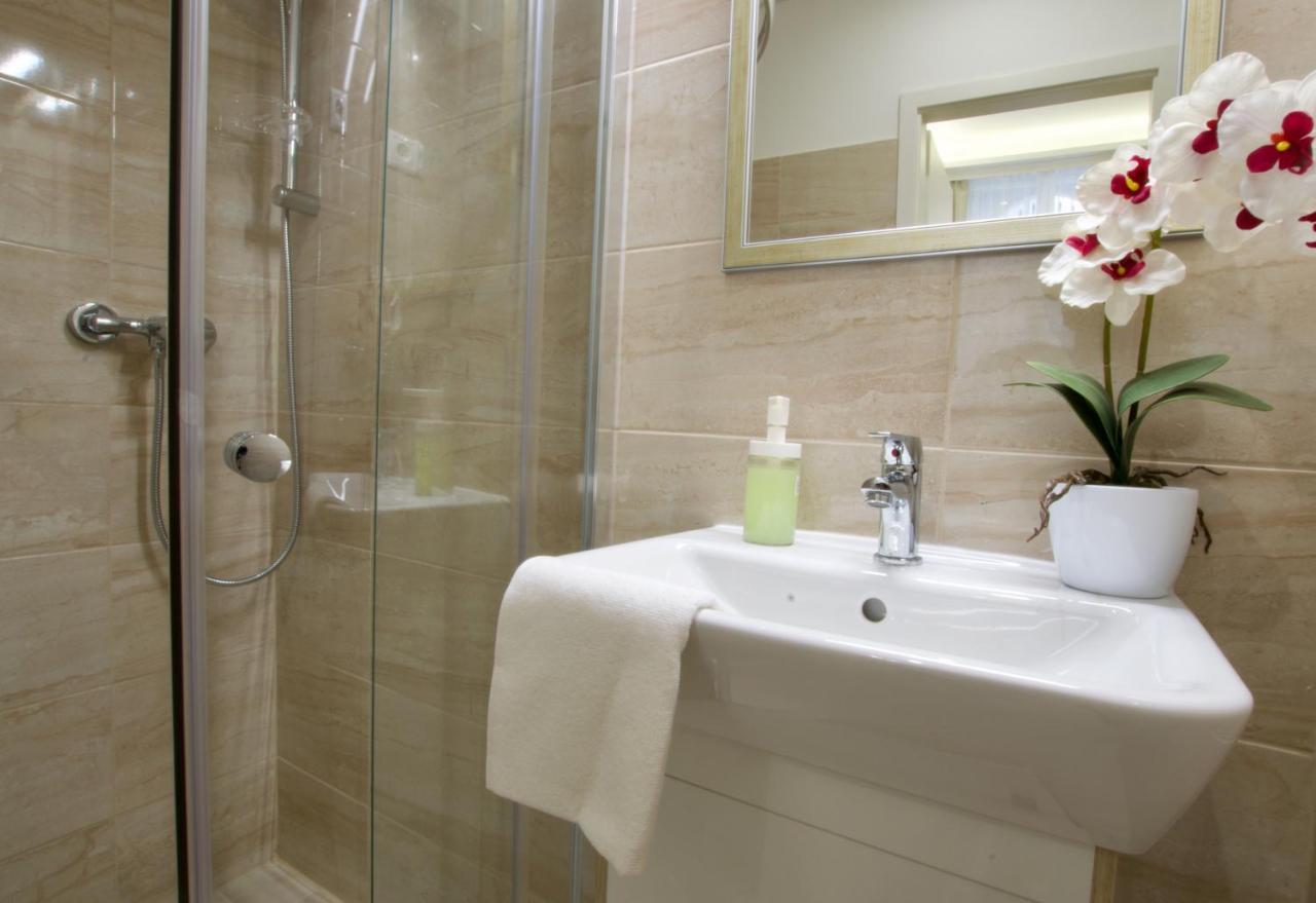 St King 11 By Hi5 Apartments Budapest Esterno foto